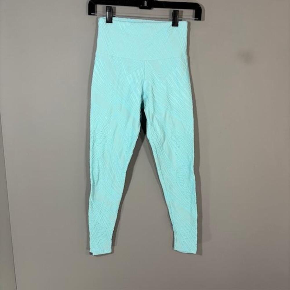 Onzie Leggings Womens S/M Blue Textured High Rise Ankle Yoga Pants Gym Athletic